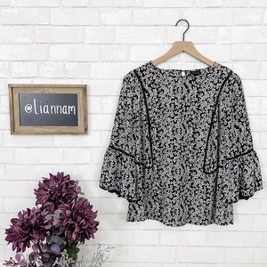 Who What Wear Black Flowered Bell Sleeve Boho Top